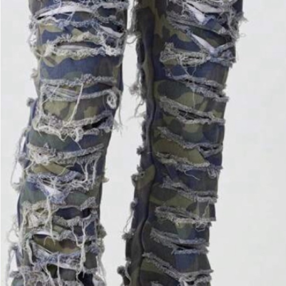 Camo Distressed Women's Jeans